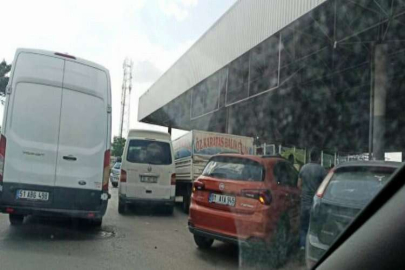 Semt pazarı trafiği çözüm bekliyor