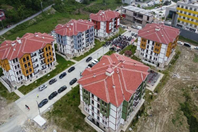 SİNOP - Ayancık'ta afetzedeler için yapılan konutlar hak sahiplerine teslim edildi