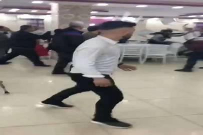 Düğünde meydan kavgası, masa ve sandalyeler havada böyle uçuştu