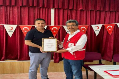 Öğretmen ve velilerden örnek davranış  