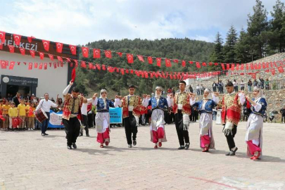 Pozantı’nın Düşman İşgalinden Kurtuluş yıldönümü etkinliklerle kutlandı   