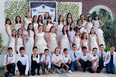 Ayşe Atıl ilkokulu 4/F sınıfının mezuniyet coşkusu