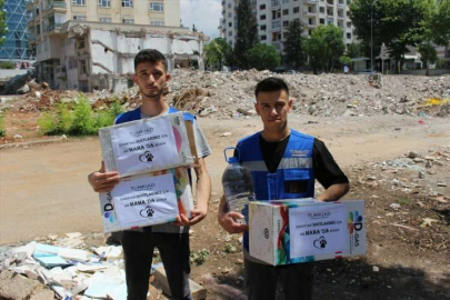 Kahramanmaraş'ta sokak hayvanlarına mama desteği