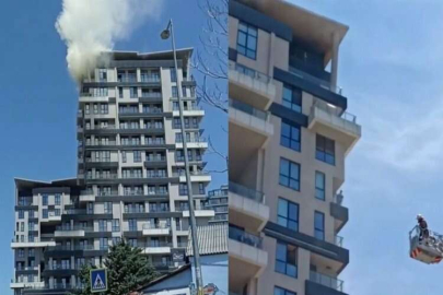 Kağıthane’de rezidansta yangın: Onlarca kişi mahsur kaldı