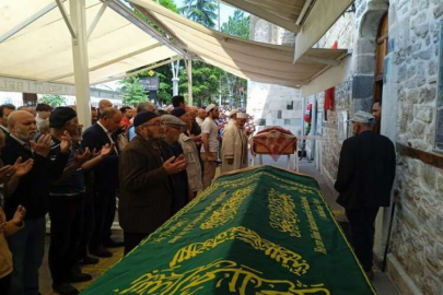 Kocası tarafından öldürülen doktor son yolculuğuna uğurlandı