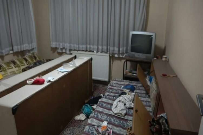Soydukları 3 katlı evi otel gibi kullanan hırsızlar, ev sahibini şok etti