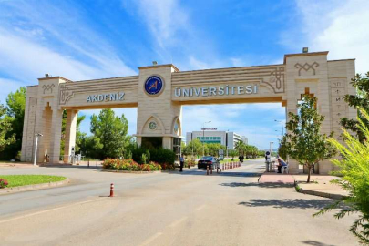 Akdeniz Üniversitesi ailesi bayramlaştı