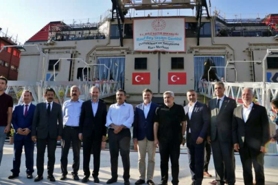 Milli Eğitim Bakanı Tekin, Hatay'da depremzede öğretmen ve öğrencilerle buluştu: