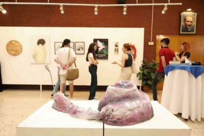 DEÜ’den "Zamansız" sergi