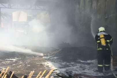 Burdur'da kereste fabrikasında çıkan yangın söndürüldü