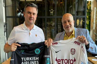 Adana Demirspor ve CFR Cluj yöneticileri maç öncesi bir araya geldi