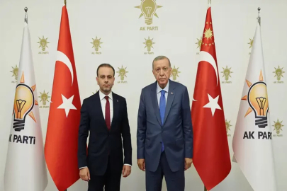 Adana AK Parti İl Başkanı Ozan Gülaçtı Oldu!