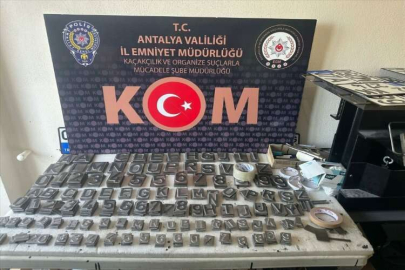 Antalya'da sahte plaka basan bir şüpheli yakalandı