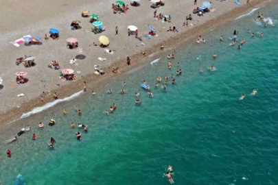 Plajların deniz suyu ölçümlerinde Antalya damgası