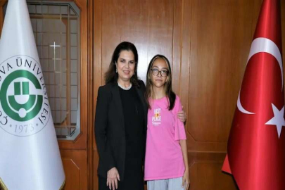 Depremzede Yağmur’a rektör desteği