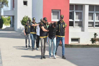 Otomobili gasp edip kredi kartından harcama yapan 4 kişi tutuklandı