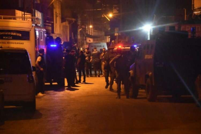 Adana'da kavgaya müdahale eden polis memuru bıçakla yaralandı