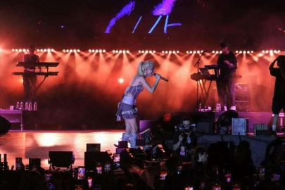 Edis, Ceza ve Güneş, Fanta Fest'in Adana durağında sahne aldı