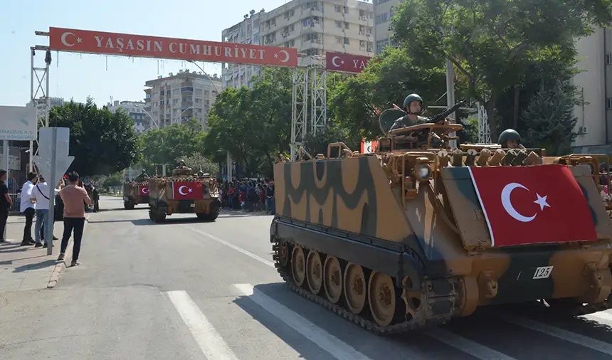 Adana’da 30 Ağustos Zafer Bayramı