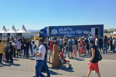 Kepez'in Bilim ve Teknoloji Tırı, TEKNOFEST'te yer aldı