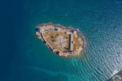 Mersin'de görülmesi gereken yerler 'KIZ KALESİ'