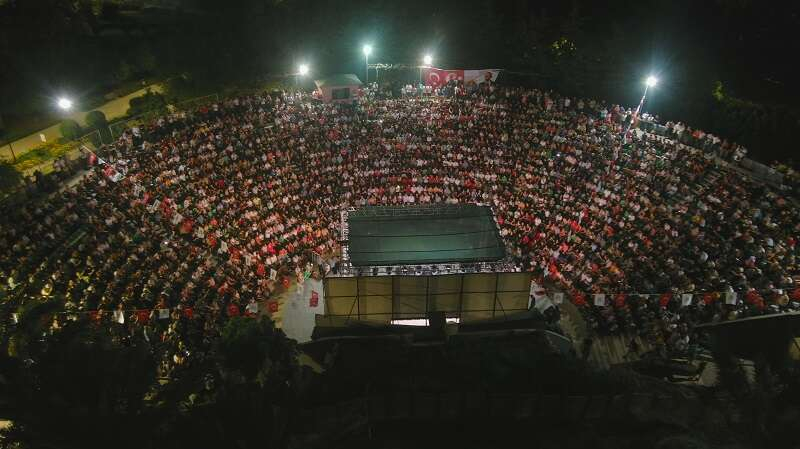 Arif Sağ, Merkez Park Amfi Tiyatro’da-3