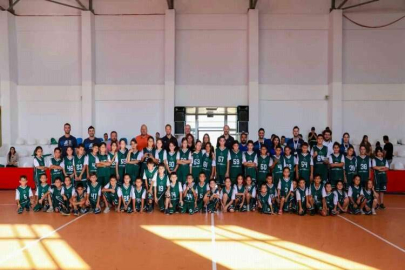 Çocuklara özel basketbol kampı düzenlendi