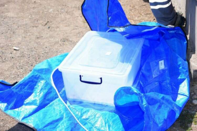 Yürekleri burkan cenaze: Kemikleri plastik kutunun içerisinde getirildi