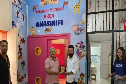 Depremde kaybettiği çocuklarının eğitim gördüğü ana sınıfını yeniletti