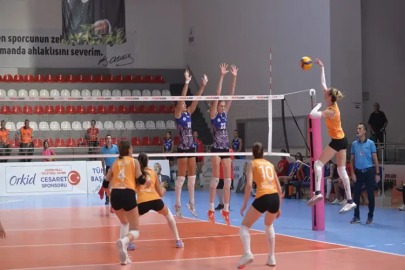 PTT SK, Muratpaşa Belediyesi Sigortashop'u 3-0 mağlup etti