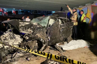 Bahçelievler’de 4 kişinin hayatını kaybettiği feci kaza kamerada