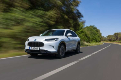 Honda'nın yeni hibrit SUV modeli ZR-V, Türkiye'de satışa çıkıyor