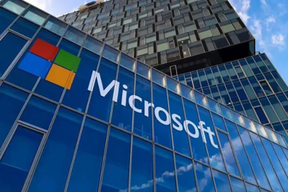 Microsoft'un 2020'de Bing'i Apple'a satmayı görüştüğü bildirildi