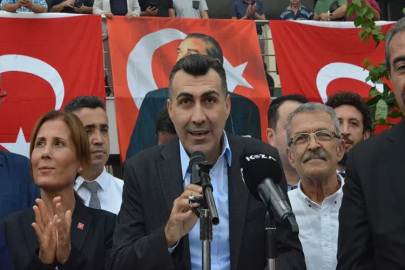 Anıl Tanburoğlu CHP Adana İl Başkanlığı’na adaylığını açıkladı