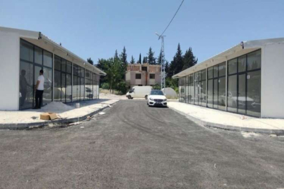 Hatay'da depremzede esnaf için planlanan iş yerlerinin yüzde 60'ı tamamlandı