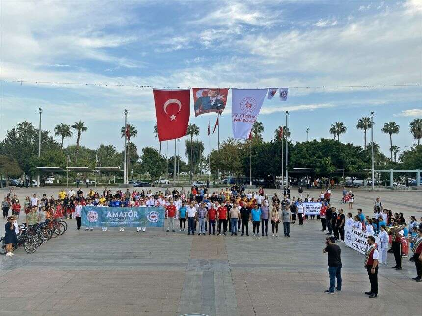 AA-20231010-32359550-32359549-MERSINDE_AMATOR_SPOR_HAFTASI_ETKINLIKLERI_BASLADI