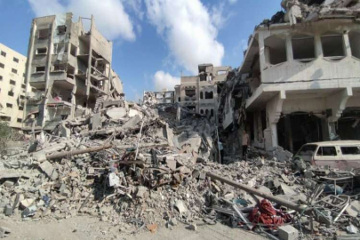 İsrail’deki İngiltere Dışişleri Bakanı Cleverly, siren seslerini duyunca sığınağa koştu