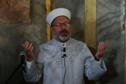 Diyanet İşleri Başkanı Erbaş, Ayasofya Camii’nde Filistinliler için dua etti