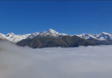 Kaçkar Dağları'nda iki mevsim bir arada yaşanıyor