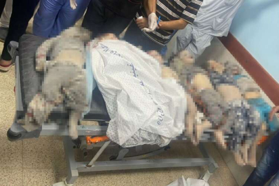 Filistinli doktor çocukların cenazesi önünde isyan etti: "Bu çocukların suçu ne?"