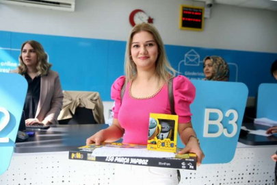 Kahramanmaraş'ta PTT'nin kuruluş yılında 183'üncü müşteriye sürpriz yapıldı