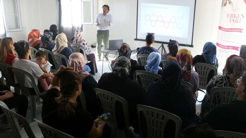 “Kendini Tanı, Erken Tanı Meme Kanseri Farkındalık Hareketi” 