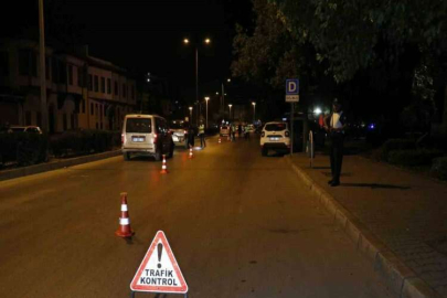Adana’da bin 871 polisle asayiş uygulaması: 76 şüpheli yakalandı