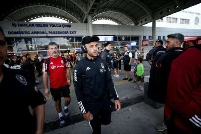 Beşiktaş kafilesi Antalya'ya geldi