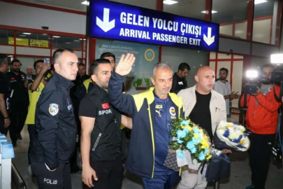Fenerbahçe kafilesi Adana’ya geldi