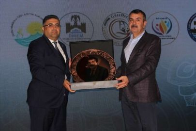 Milli Eğitim Bakanı Tekin, Antalya'da özel bireylere yönelik programda konuştu: