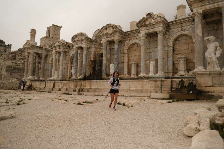 Sagalassos Antik Kenti uluslararası yarışmaya ev sahipliği yaptı4