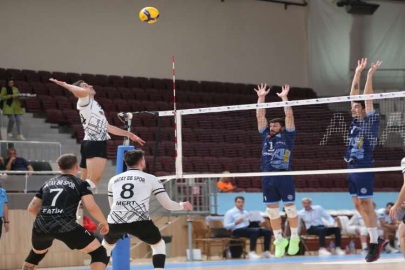 Voleybol: AXA Sigorta Efeler Ligi