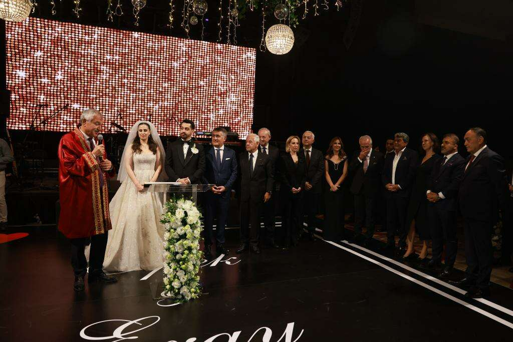 Türk iş dünyası Adana'daki düğünde buluştu2