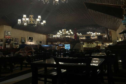 Menengiç kahvesi Tarihi Tahmis Kahvesi’nde içilir